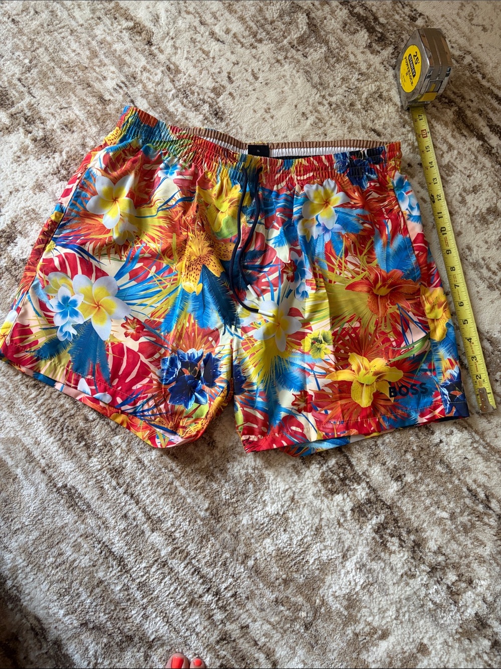 BOSS Vibrant Tropical Floral Swim Shorts - Red Yellow Blue size XL new no tags